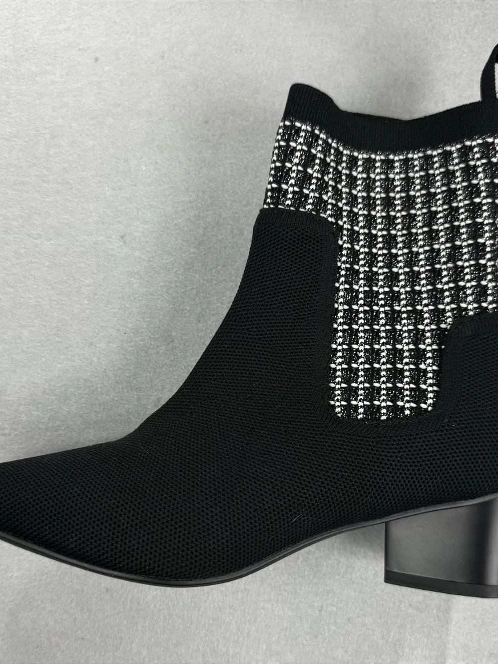 Vivaia Theresa Black Knit Ankle Booties Tweed-Style Panel. Sz EU 36 US 5.5/6.